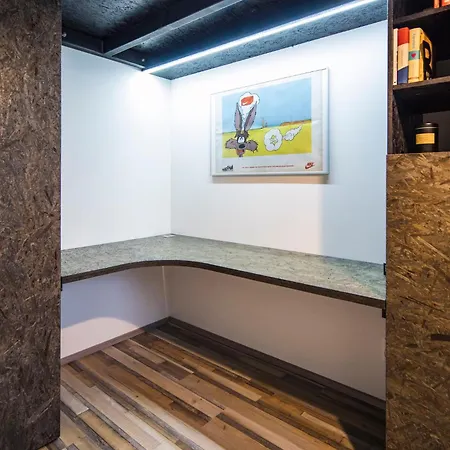 Artistic Urban Retreat Apartment Olomouc